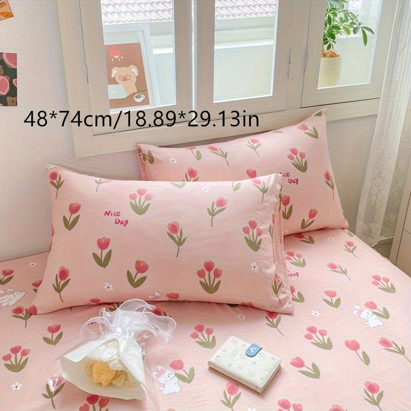 One pack of 1 piece small floral fresh INS style pillowcase. It is washed for a soft and comfortable feel with a floral print design.