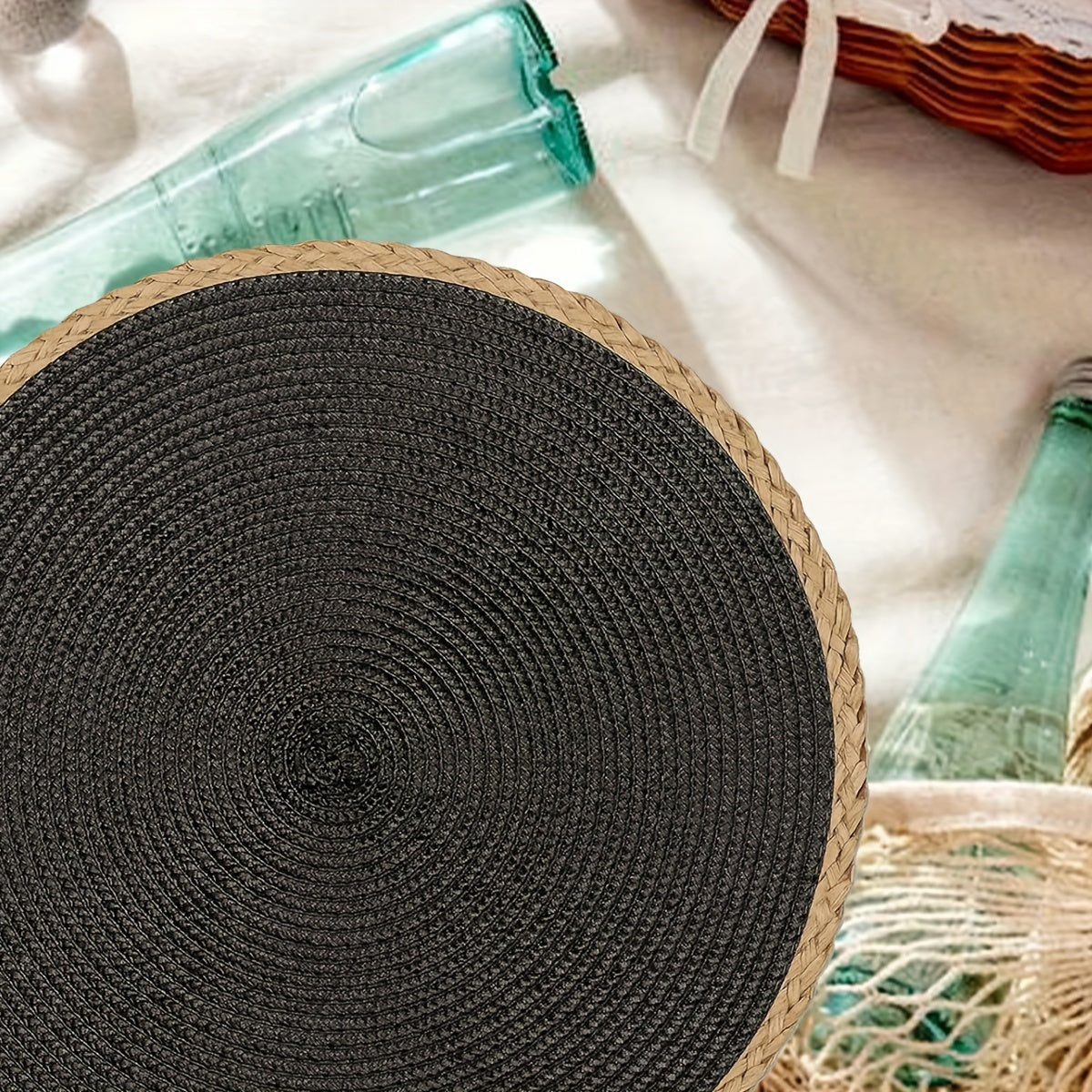 Six decorative placemats perfect for your home, table settings, parties, and special events. Made from linen material, these essential items are grip-resistant and can be used as bowl and plate pads, utensil holders, cup coasters, and coffee table mats.