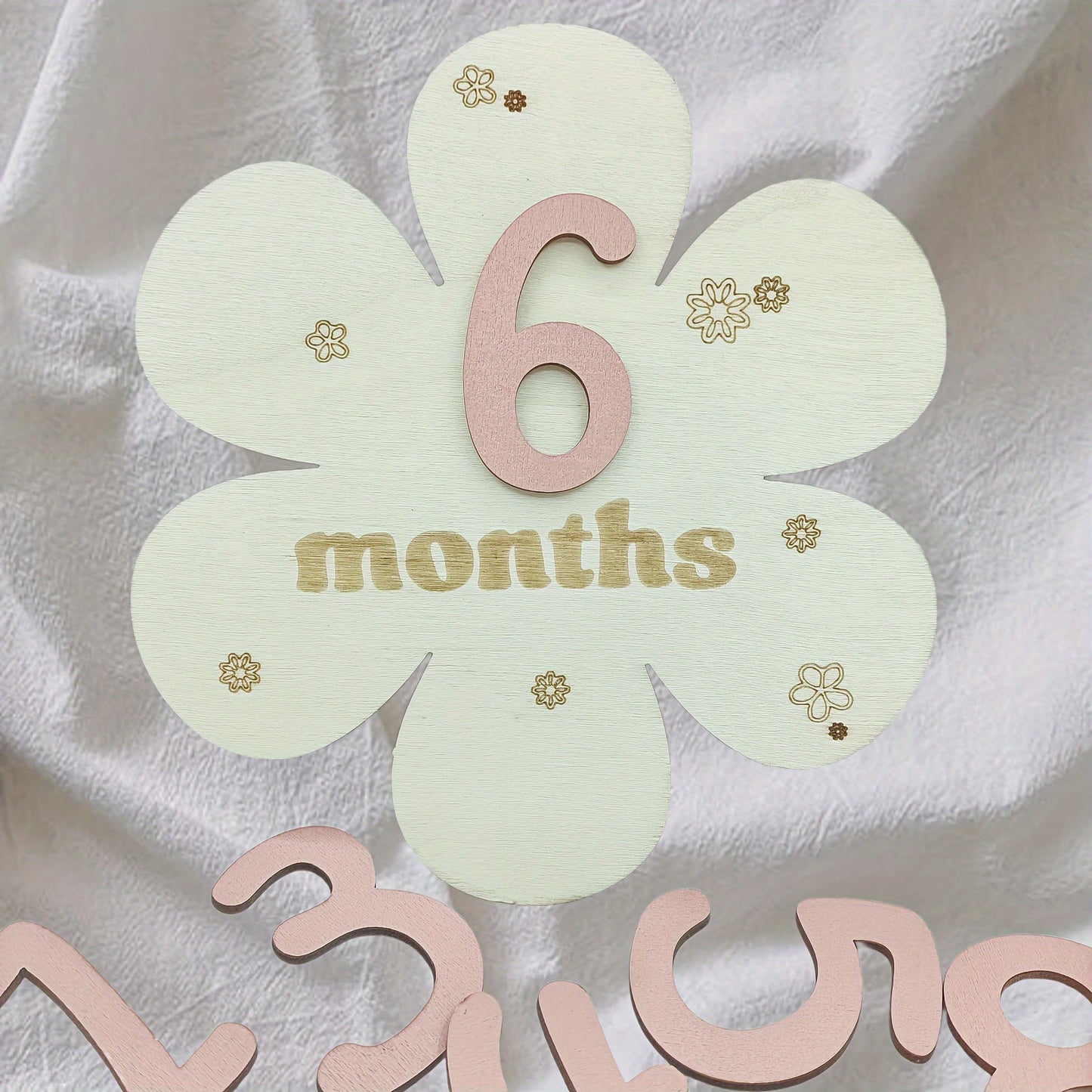 Wooden milestone birth sign, creative milestone card, first year growth card, photography milestone card, pregnancy journey milestone markers for photo props - the perfect holiday gift.