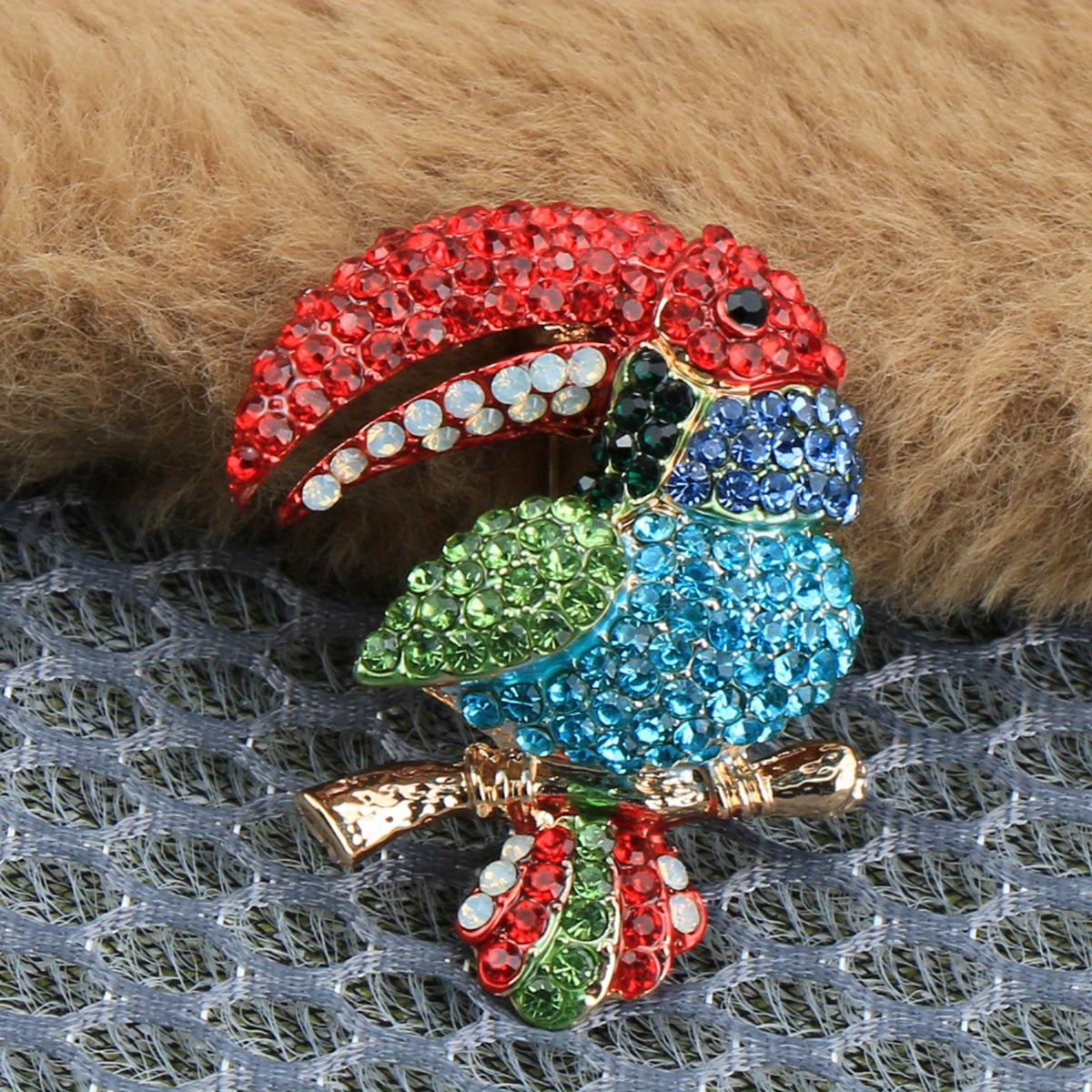 Chic Antique Rhinestone Brooch Pin, Kiyimlar, Kostyumlar va Kiyimlar uchun mos - Har qanday partiya kiyimiga zamonaviy qo'shimcha