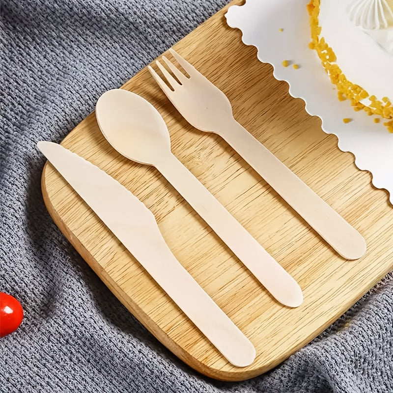 This pack includes a total of 150 disposable birch wood utensils, consisting of 50 knives, 50 forks, and 50 spoons, all measuring 16 cm each. These utensils are ideal for various events such as parties, camping trips, banquets, weddings, and picnics.