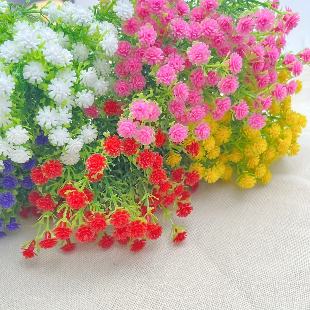 30 vibrant artificial baby's breath flowers for DIY crafts, bouquets, and aquariums - perfect for various holidays and occasions.