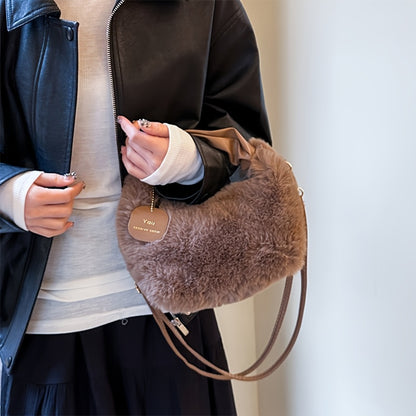 Stylish plush crossbody bag for women in faux fur with adjustable strap and zip closure. Perfect for fall/winter in khaki, light grey, dark khaki, cream, or pink.