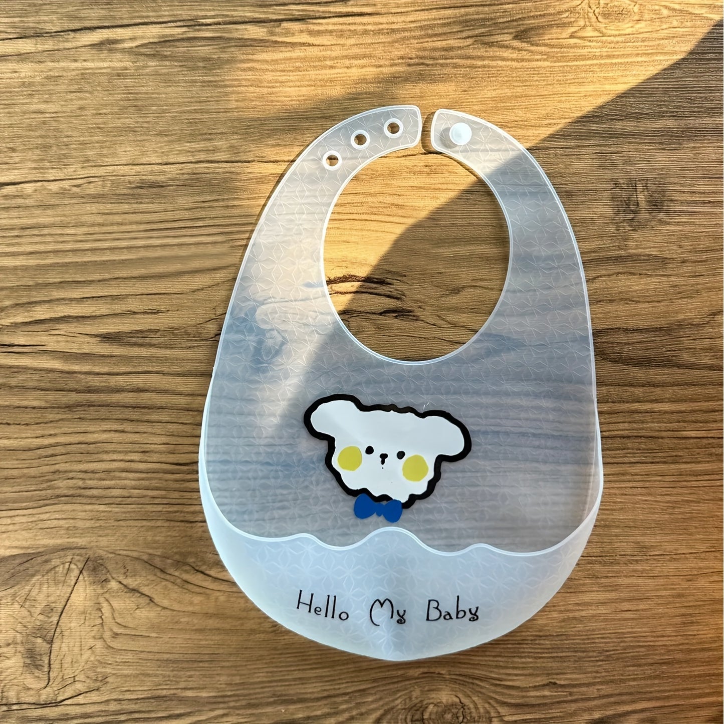 Ultra-thin silicone baby bib for babies and toddlers, extra soft, durable, and waterproof.