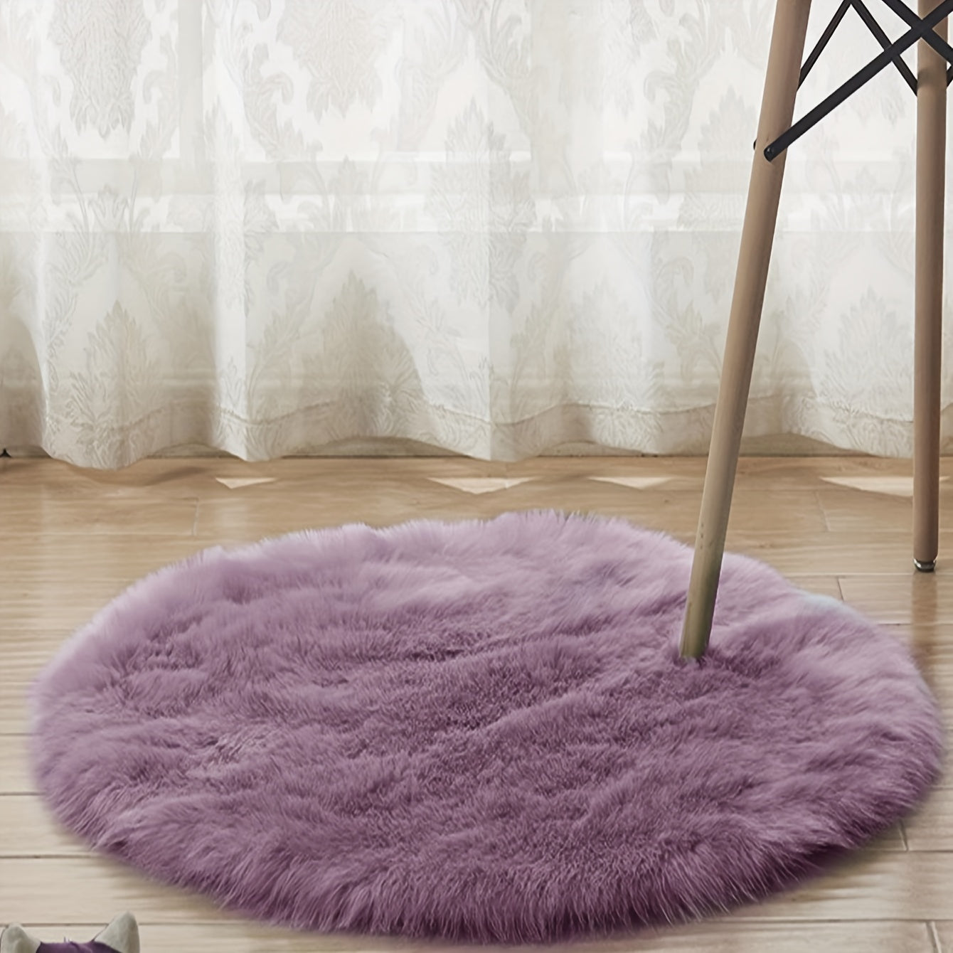 Purple Faux Fur Round Rug - Soft and Cozy Floor Mat for Living Room, Bedroom, and Coffee Table - Plush and Easily Washable