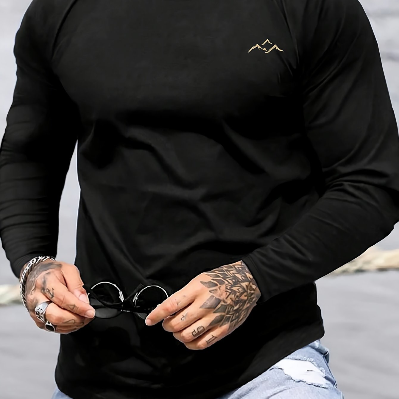 Men's plus size long sleeve crew neck t-shirt with mountain print, casual and breathable.