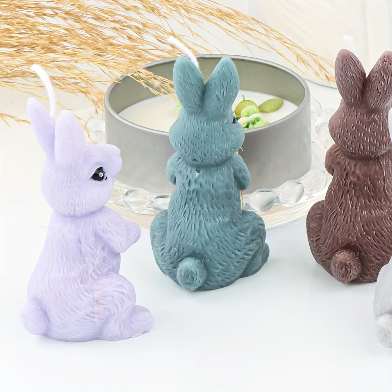 One-piece Silicone Rabbit Mold for Making 3D Fondant, Pudding, Chocolate, Candy, Gummy, Handmade Soap, Aromatherapy Candle, Plaster, Polymer Clay, and Ice Cubes. Perfect for Bakeware, Cake Decorating, and Baking - Essential Kitchen Item for DIY Treats.