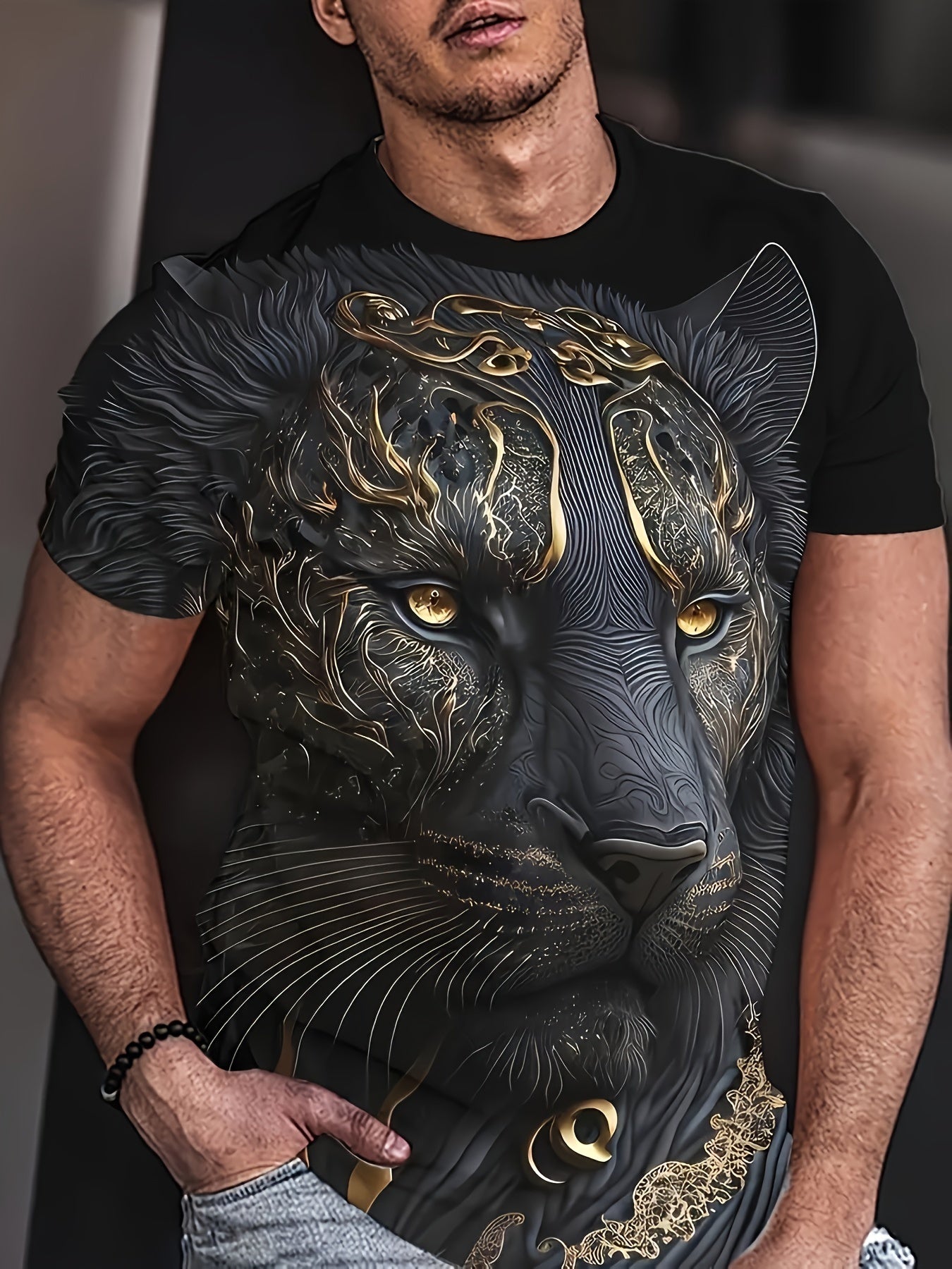 Men's Lion Illustration Print T-shirt with 3D animation, crew neck, short sleeves, ideal for street and sports wear in summer fashion.