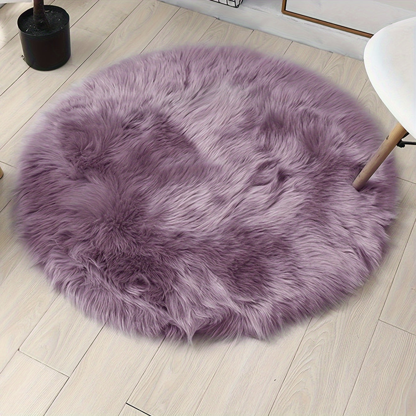 Purple Faux Fur Round Rug - Soft and Cozy Floor Mat for Living Room, Bedroom, and Coffee Table - Plush and Easily Washable