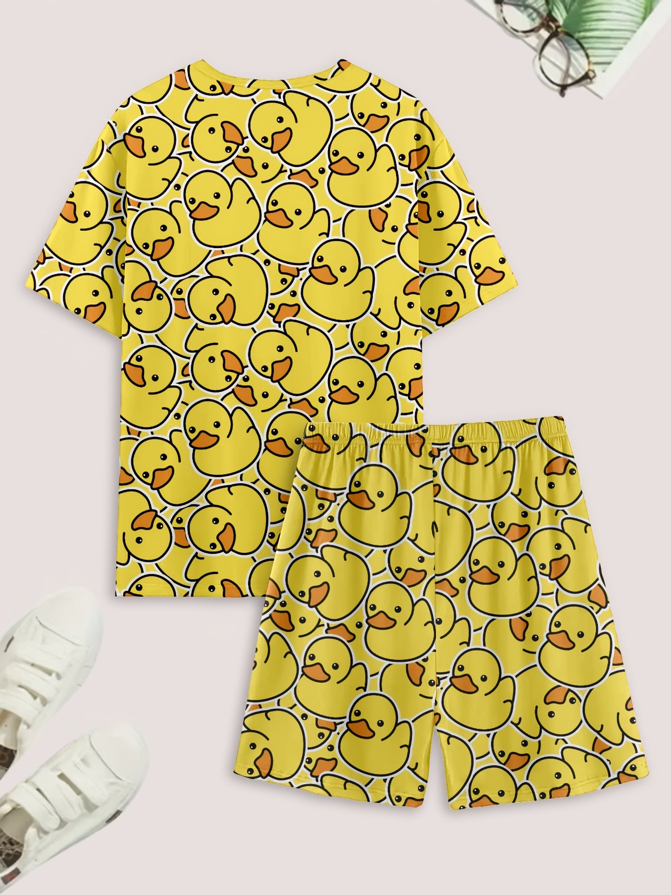 Short sleeve pajamas with duck print