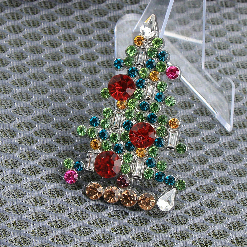 Exquisite Vintage Rhinestone Christmas Tree Brooch Featuring Enamel - A One-of-a-Kind, Opulent Gift for Both Women and Men