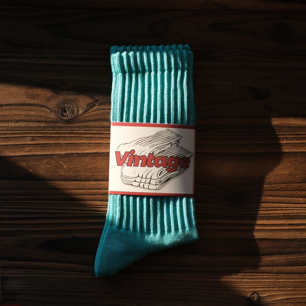 Men's and women's college style retro socks, breathable and thick, suitable for all seasons.