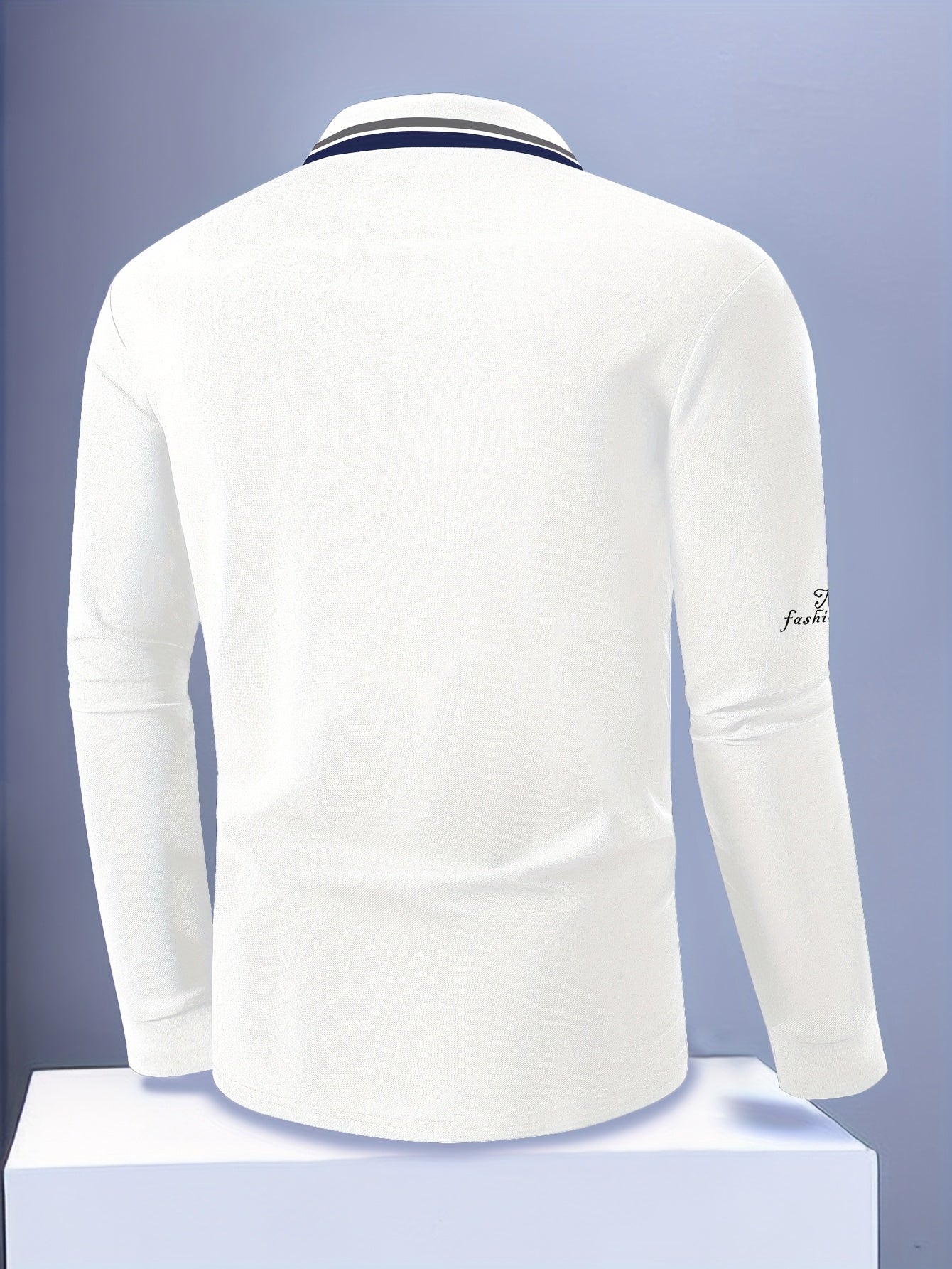 Blue men's lightweight shirt with logo & letter print, two-tone collar, perfect for spring & fall.