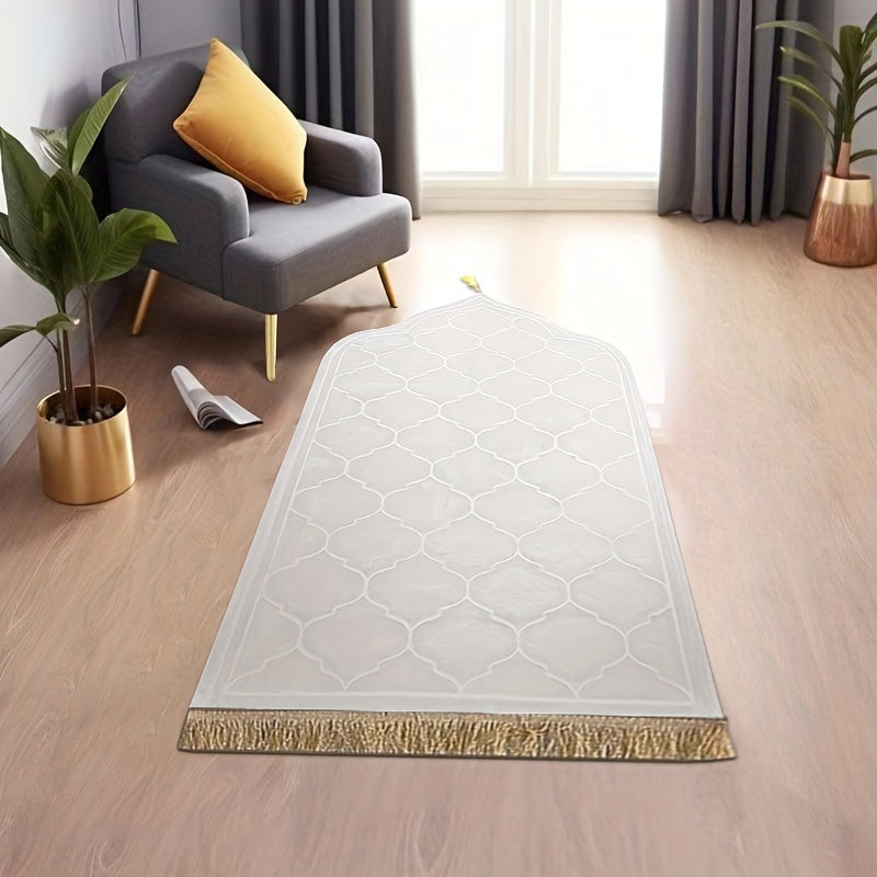 Thick Prayer Mat with Printed Design and Tassels, Made from Flannel Fleece, Durable Polyester, Easy to Clean, Lightweight for Indoor Use in Bedroom, Perfect for Muharram, Ramadan, Eid Al-Fitr, and Eid ul Adha Celebrations