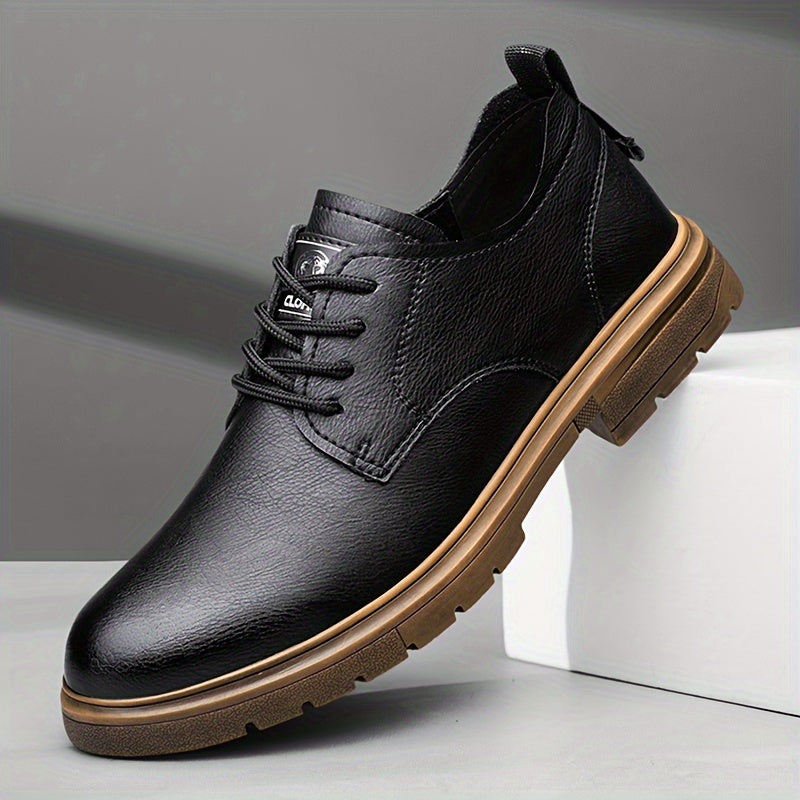 Men's split leather lace-up casual shoes with breathable and anti-skid soft soles, suitable for business office.