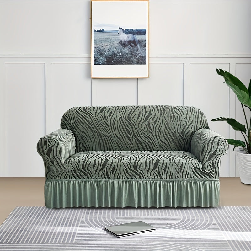 Sofa slipcover with skirt, non-slip dustproof cover for all seasons, ideal for protecting furniture in any room.