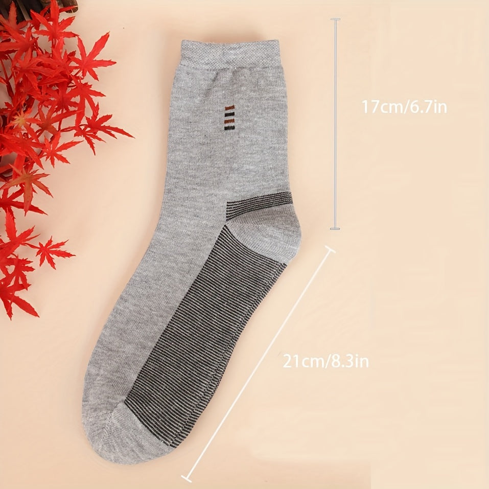 5 Pairs of Men's Classic Crew Socks, Breathable and Comfortable for All Seasons