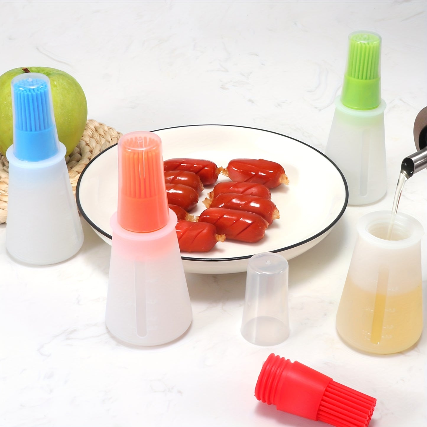 Portable silicone oil bottle with brush for outdoor baking and BBQ.