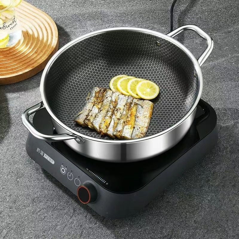 Large Stainless Steel Stock Pot with Lid - Versatile Double-Layered Design for Steaming & Cooking, Non-Stick Honeycomb Pattern, Compatible with Induction Cooktops