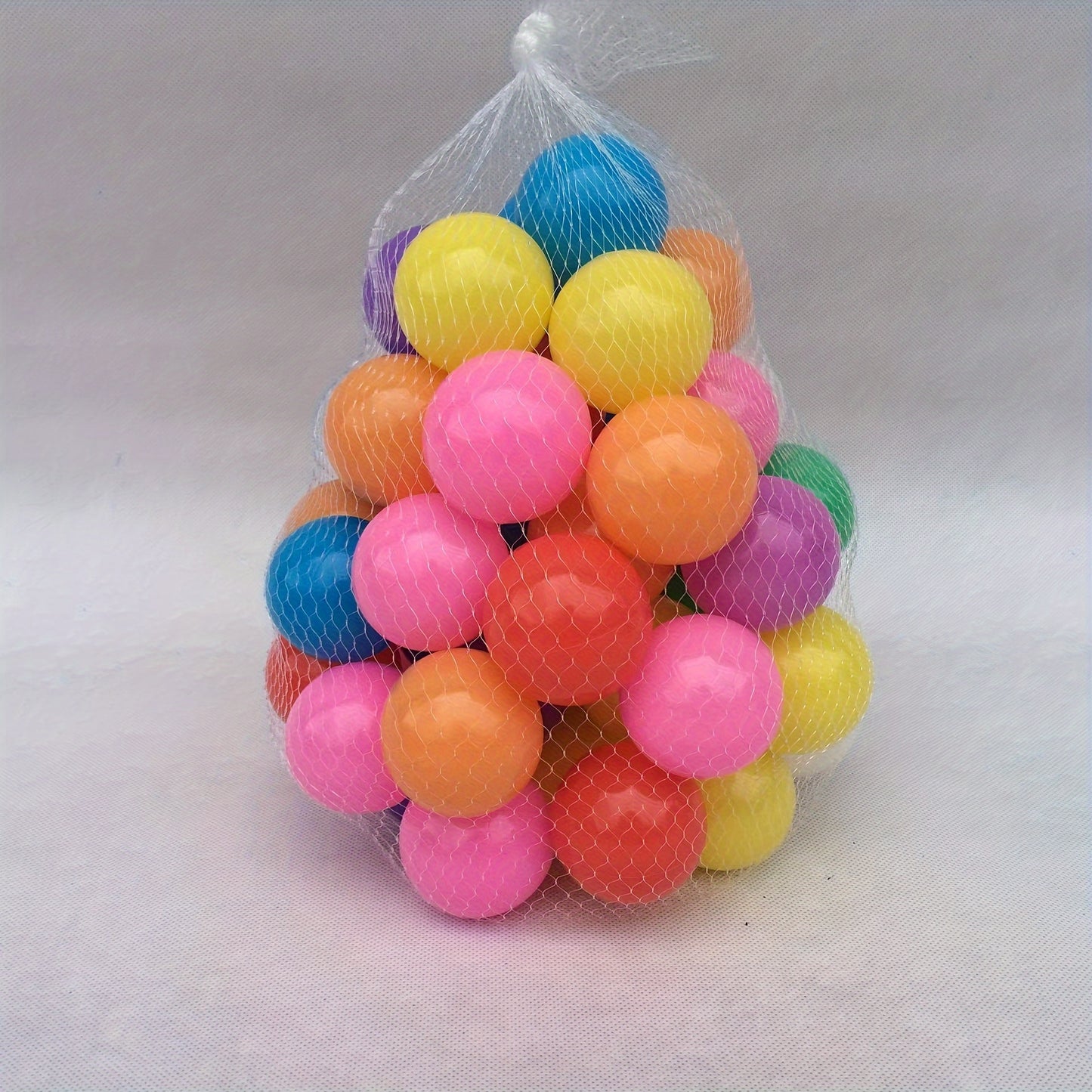 High-quality indoor Bobo balls available in sets of 50 or 100 colorful ocean balls.