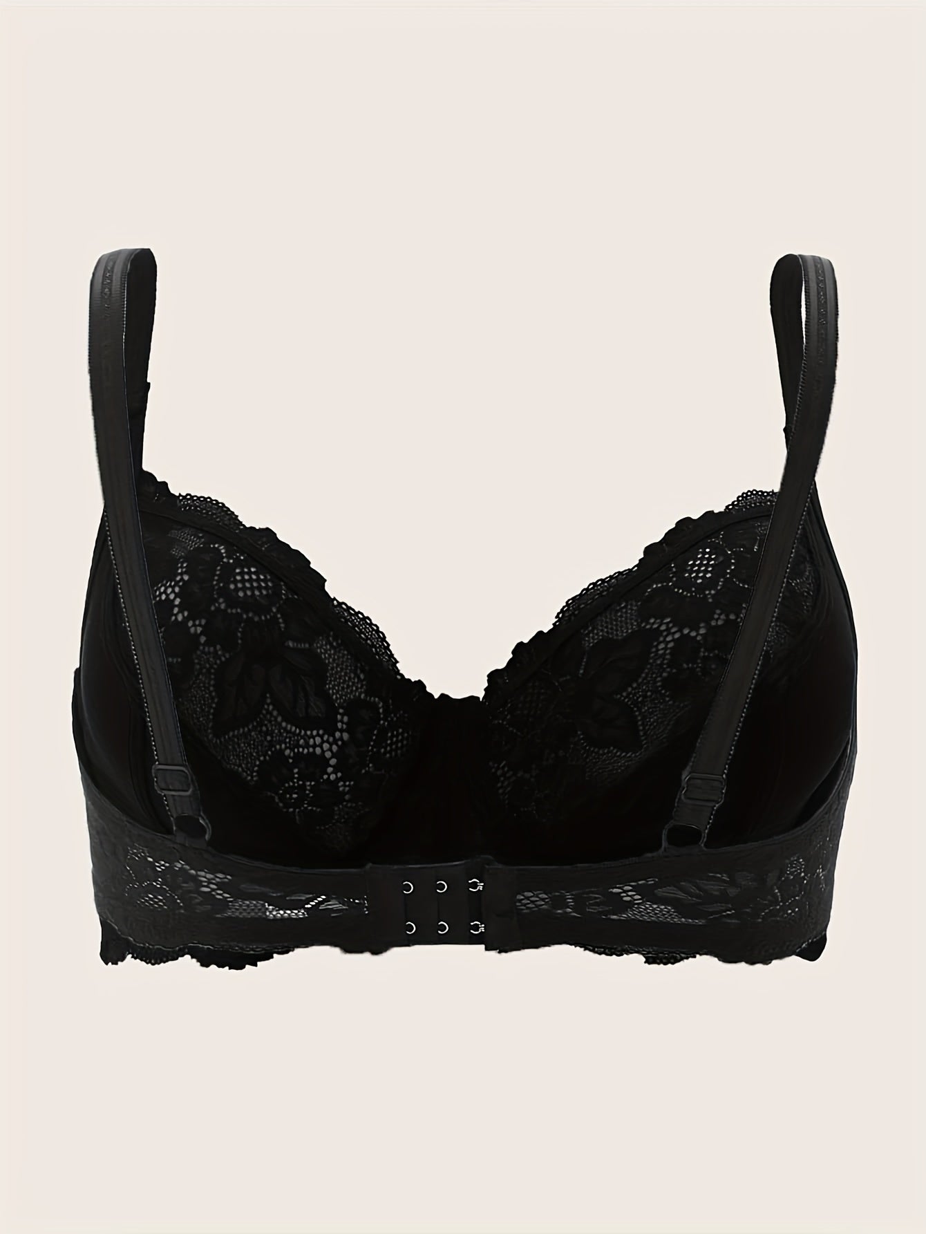 Elegant plus size bra with bow decor and contrast lace, underwired and non-padded.