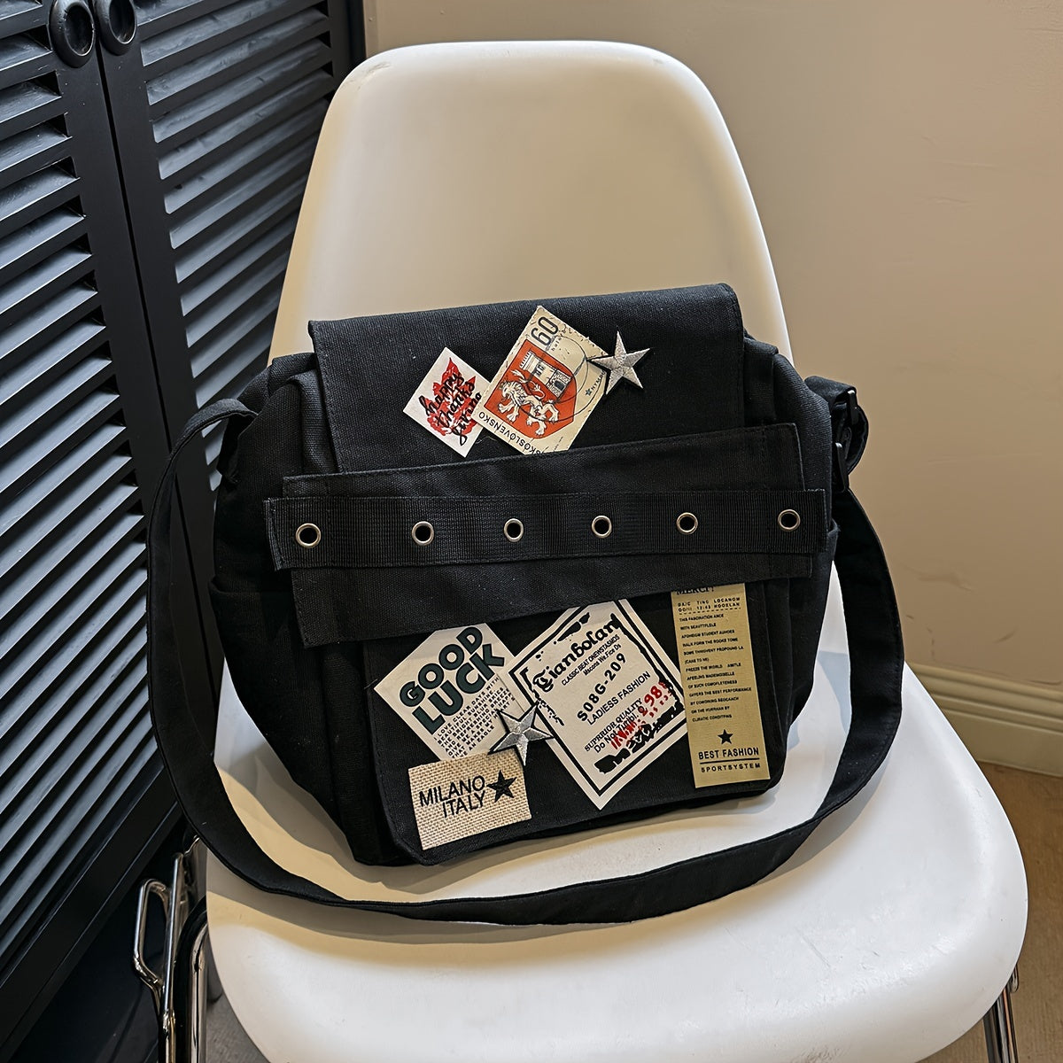 Retro Y2K style women's crossbody bag with star patches, adjustable strap, multiple compartments, and decorative accents. Ideal for everyday use, college, work, or casual outings. Small