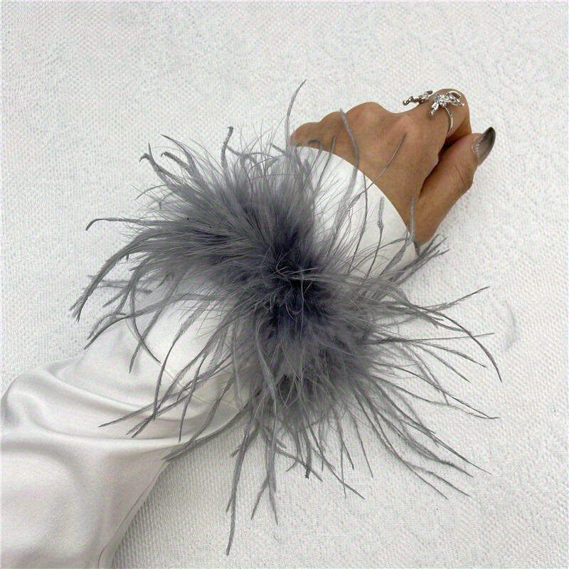 Ostrich Feather Wrist Cuffs Available in 20 Colors, Solid Color Carnival Slap Bracelets Perfect for Halloween Cosplay, Party Accessories, Non-Elastic Feather Anklet Bracelet