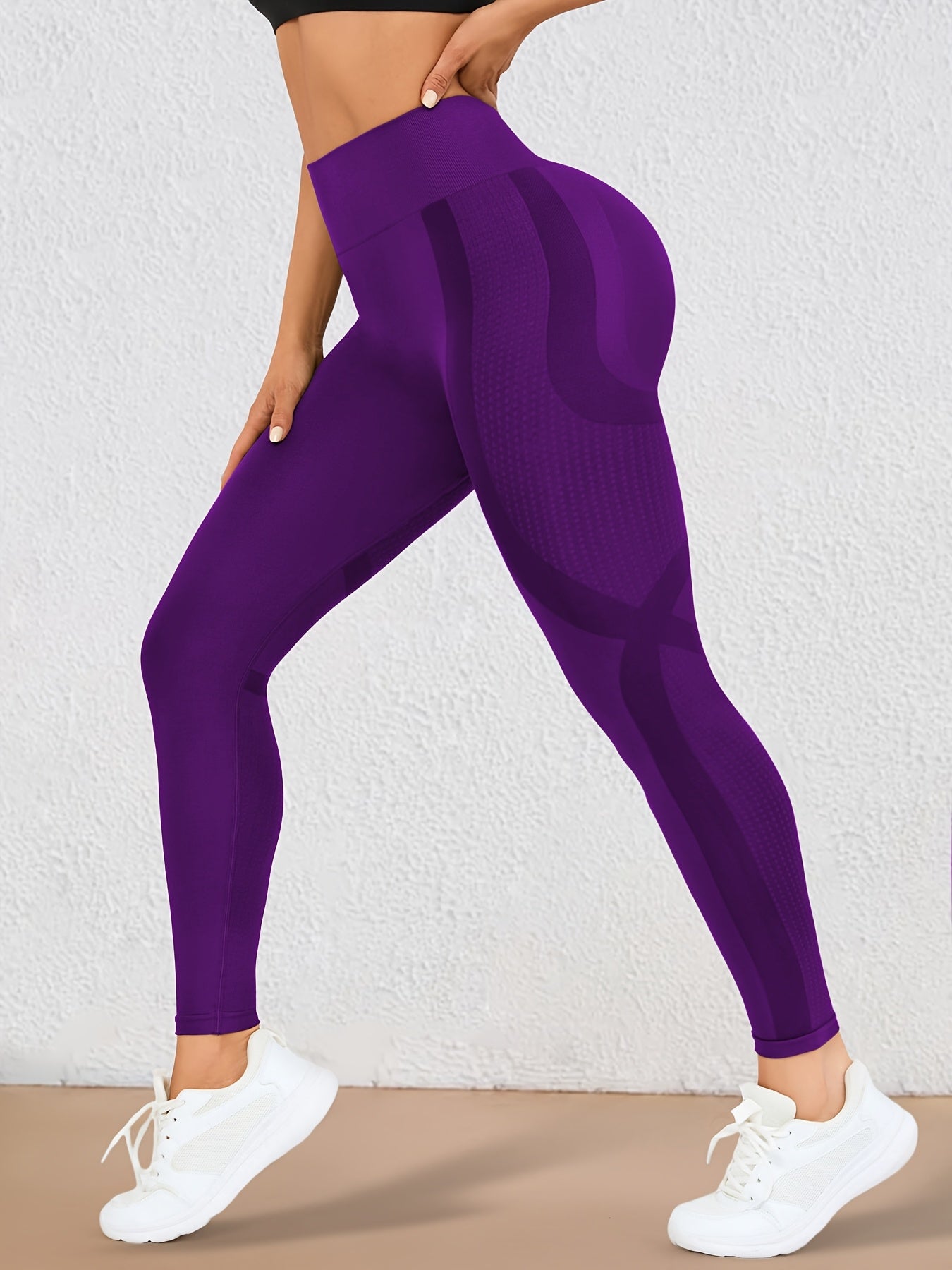 High Waist Butt Lifting Yoga Pants for Women with Moisture-Wicking, Hip Lift Design. Made of 90% Polyamide & 10% Elastane, Machine Washable. All-Season Activewear for Running, Gym & Yoga.