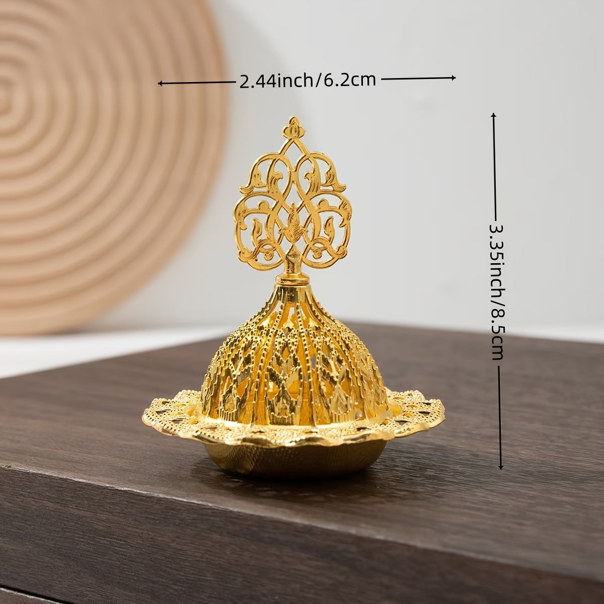 Golden Incense Burner - Perfect for home decor or as a gift for holidays, birthdays, or Eid Al-Adha. Suitable for men and women.