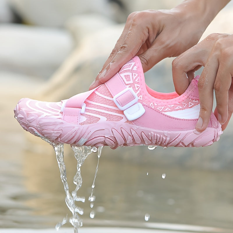 Breathable quick-dry water shoes for women - ideal for beach, surfing, swimming, and fishing.