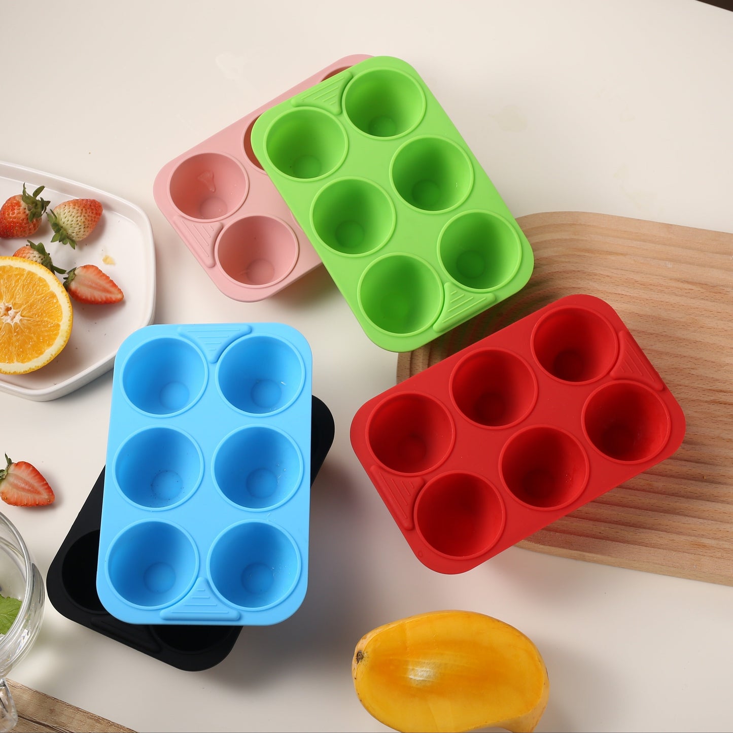 1 piece or pack of 5 pieces, Food-Grade Silicone Egg Bite Mold measuring 17.98cm X 11.94cm. This mold has 6 cavities and can also be used as a cake baking pan for rectangular dual-pot air fryers. It is heat resistant, easy to clean, and safe for use in