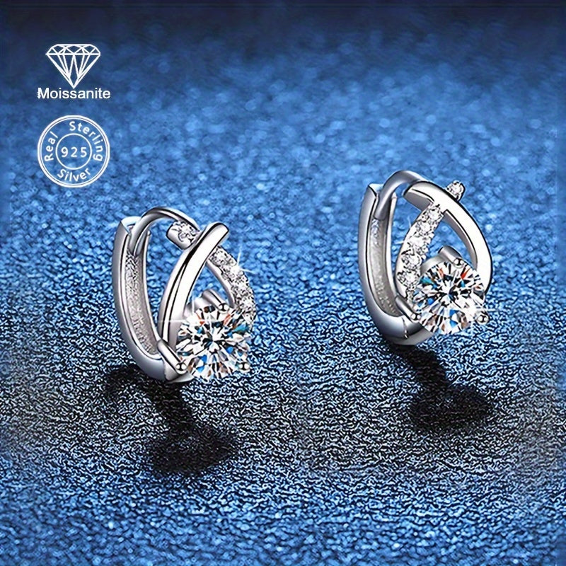 These elegant and versatile earrings feature a single 0.5 carat morganite diamond set in 925 silver. They are perfect for ladies to wear at banquets, holidays, and while commuting. These earrings make a great gift for Valentine's Day, Christmas, or a