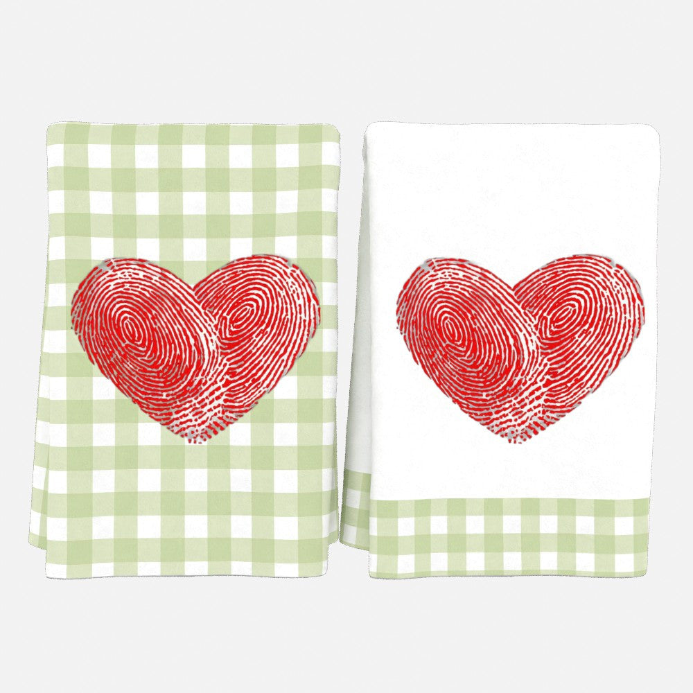 Get two Valentine's Day heart print tea towels with a modern fantasy theme in this 2-pack set. Each towel measures 45.72x66.04 cm and is made of super soft polyester. These towels are machine washable and feature long-lasting vibrant colors. They are