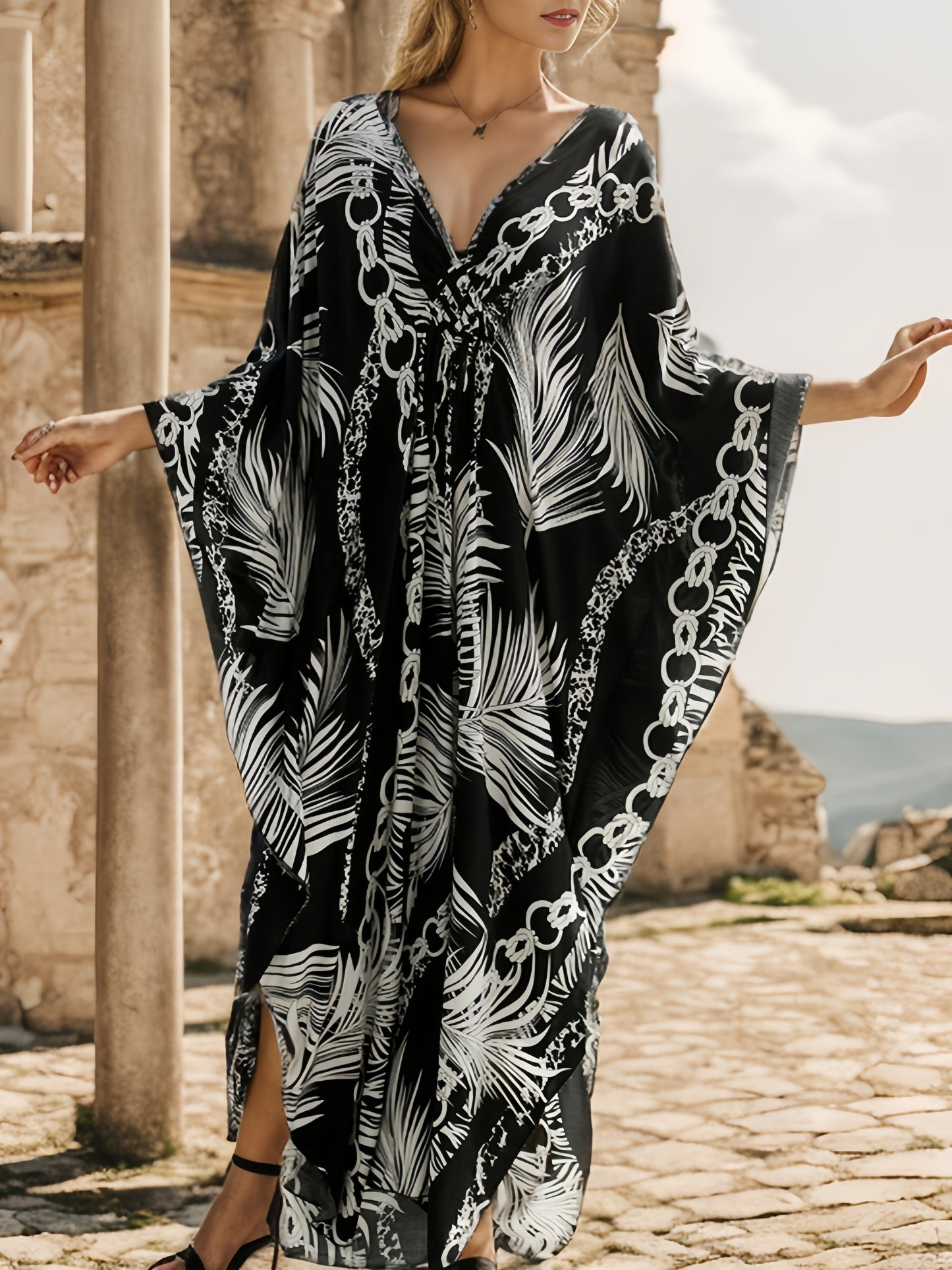 EDOLYNSA Plus Size Boho V-Neck Kaftan - Women's Tropical Pattern Beach Dress with Split Detail, Half Sleeves in 100% Viscose Fabric