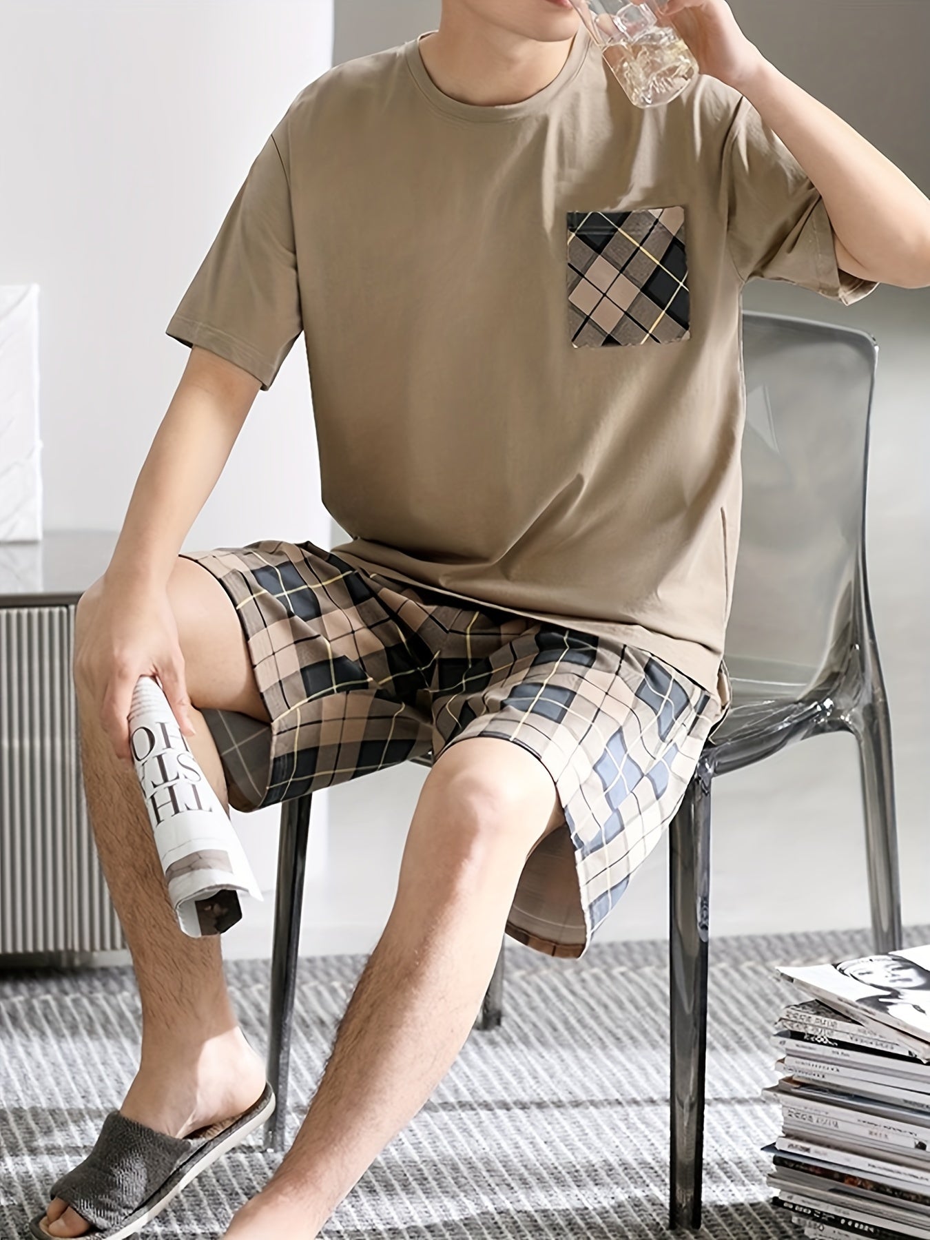 2 Pcs Men's High-End Plaid Pajama Set with Round Neck Short Sleeve & Shorts, Comfortable & Skin-friendly for Cozy Loungewear