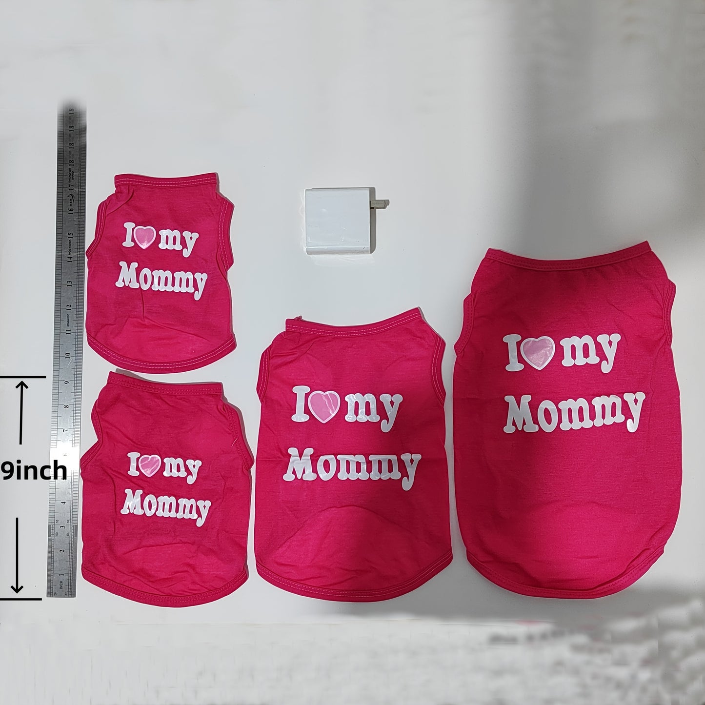 Cute 'I Love My Daddy/Mommy' graphic pet vest for summer parties, suitable for dogs and cats.