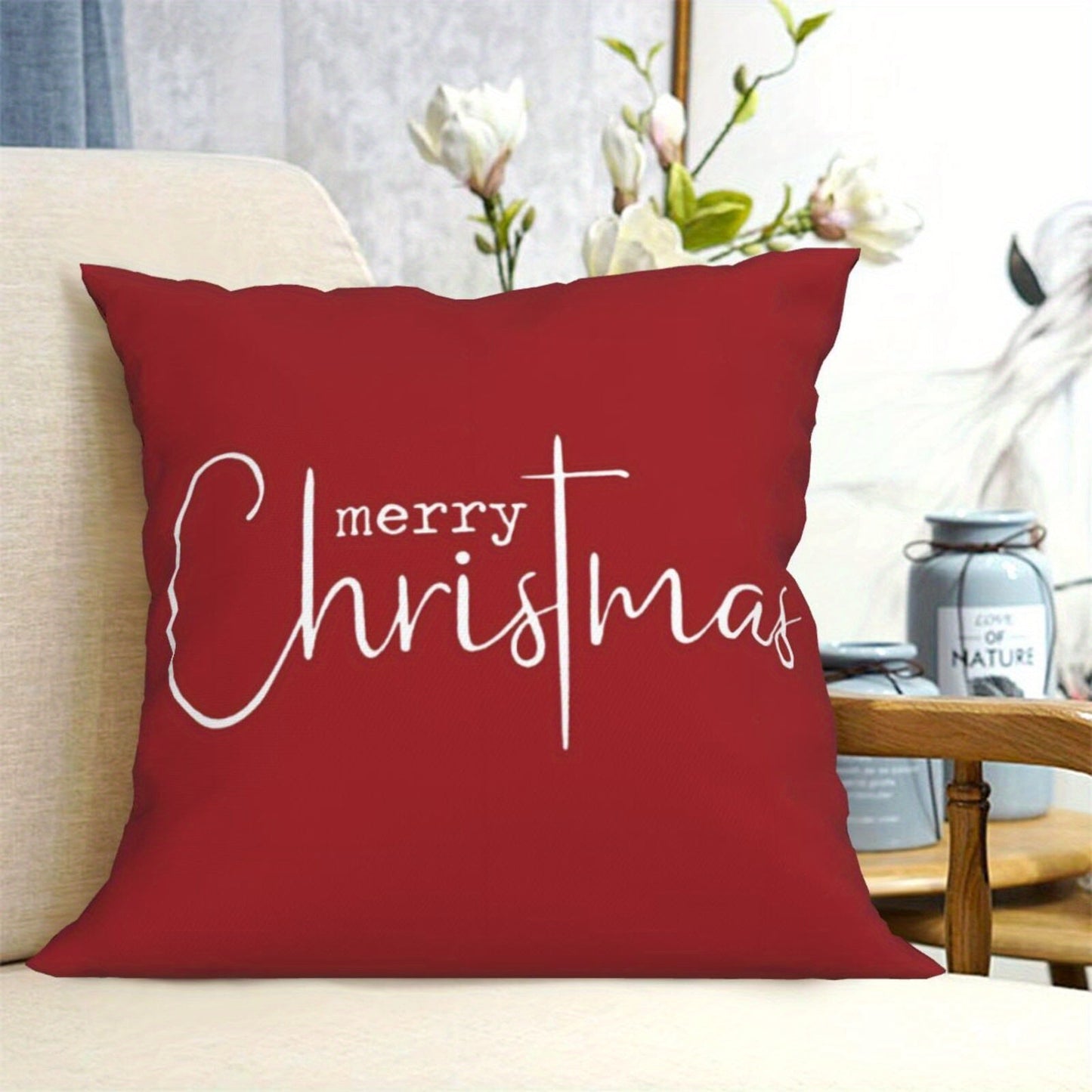 Add a festive touch to your living room and bedroom with these Christmas-themed pillow covers. These decorative covers can be used as Christmas decorations or given as gifts. They measure 45*45cm and do not include pillow cores. Available in a set of 2