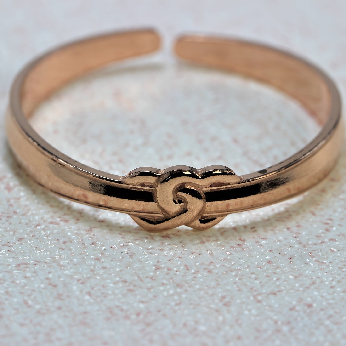 Stylish Copper Bangle Bracelet: Ideal for Daily Wear and Special Presents - Great for Girlfriends, Moms, and Female Companions