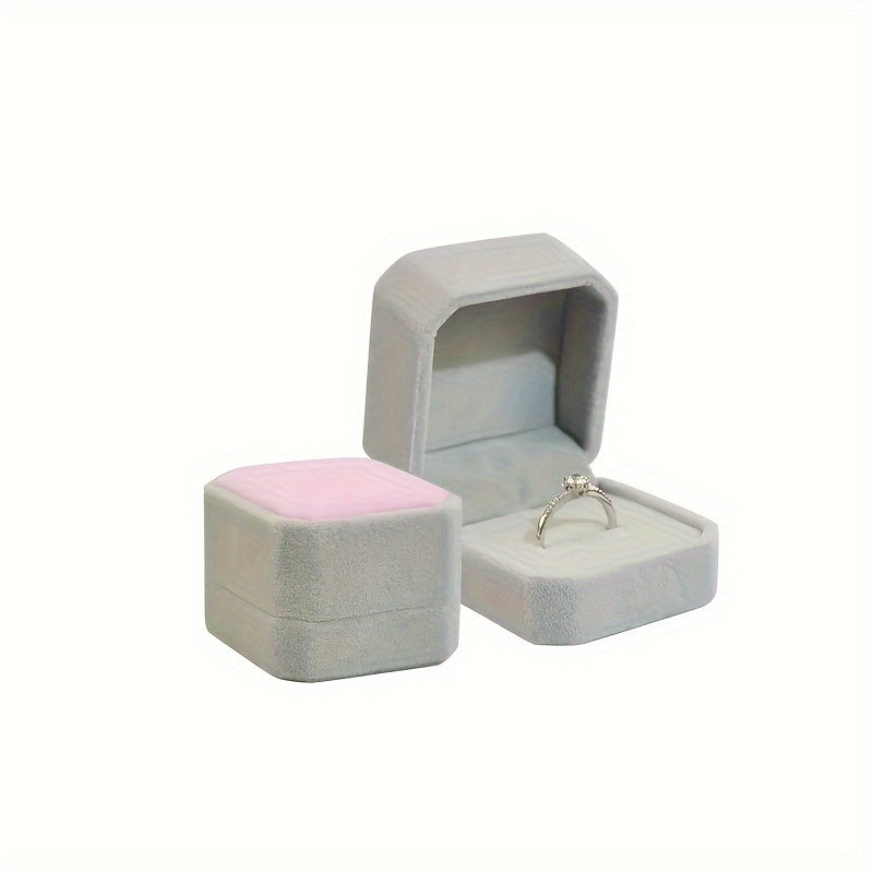 Elegant velvet jewelry box with cufflink compartment, classic design for rings, earrings, and necklaces. Soft fabric interior, available in multiple colors. Ideal gift packaging for special occasions.