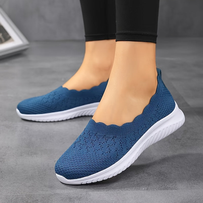 Women's slip-on sneakers with breathable fabric, PHYLON sole, perfect for all seasons.