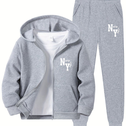 Boys' hoodie set with New York letter print, kangaroo pockets, zip-up sports jacket, pants, regular fit, for fall/winter outdoor activities.