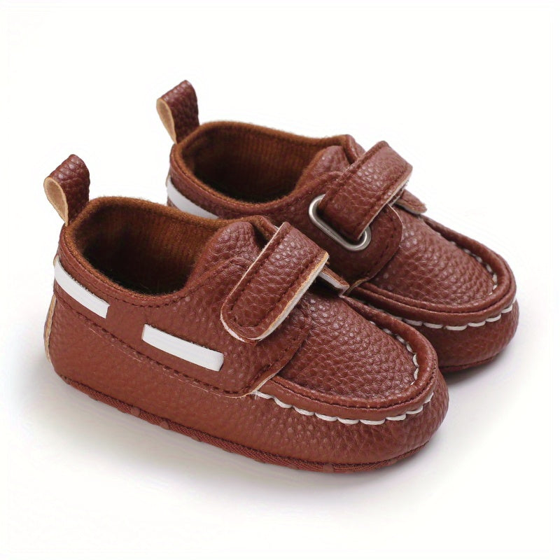 Baby boys and girls can stay comfortable and safe in these lightweight, non-slip sneakers with hook and loop fastener, suitable for indoor and outdoor wear all year round.