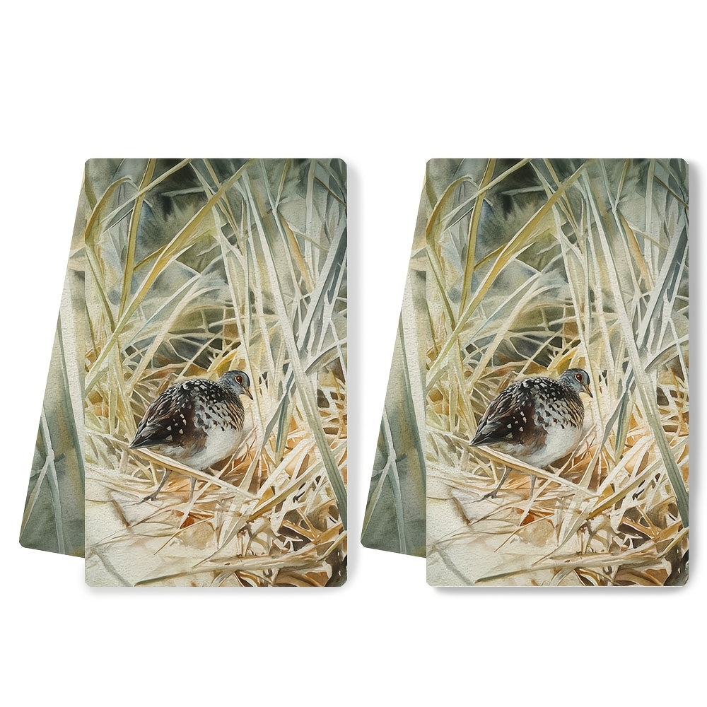 This set includes 2 ultra-soft kitchen towels that feature the gentle sound of a quail concealed in the grass. These highly absorbent dish towels are ideal for holiday decoration and can be easily washed in the machine. They measure 40.64x60.96 cm.