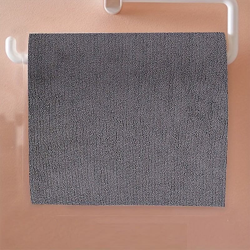 Twenty pieces of disposable dish rags on a roll made from microfiber material, designed for easy tearing by hand. These cleaning towels are reusable and washable, perfect for soft cleaning of cars or as a universal absorbent kitchen cloth. Essential