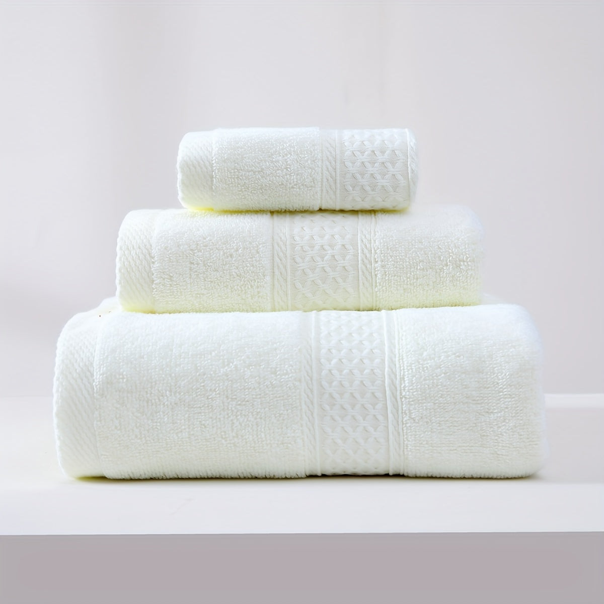 3-piece set of bath towels including a velvet towel, square towel, and face wash towel made of pure cotton with thickened absorbent rhombus velvet for home use.