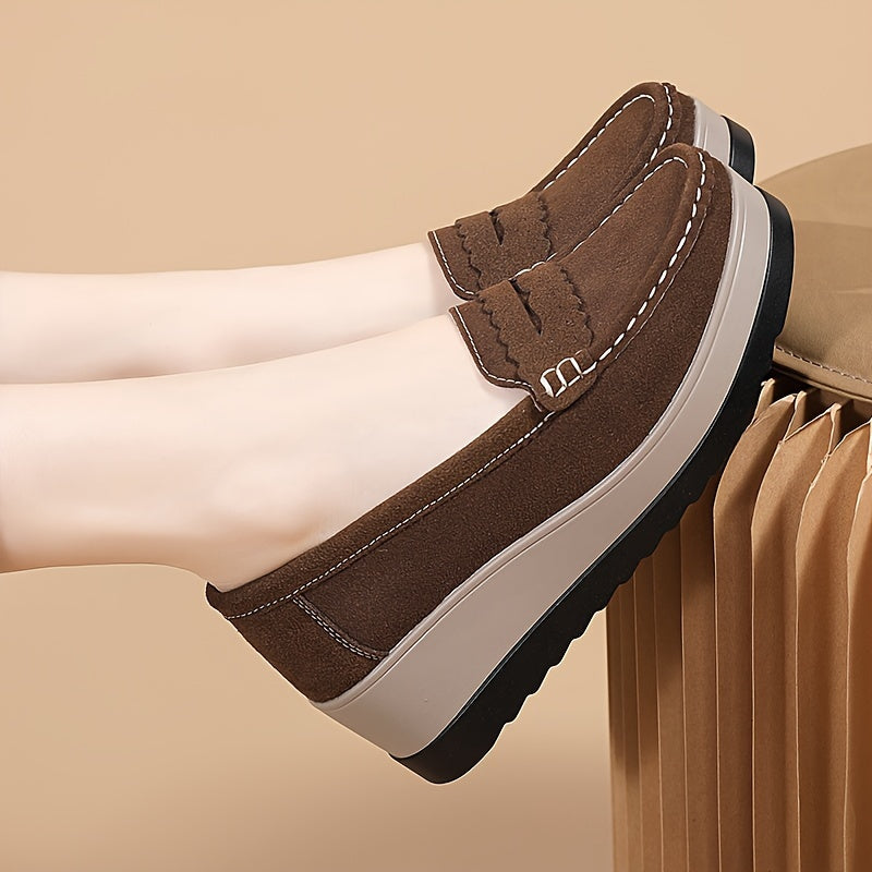 Ayollar uchun qulay slip-on platforma wedge loafers, yengil yumshoq taglikli yurish poyabzallari.