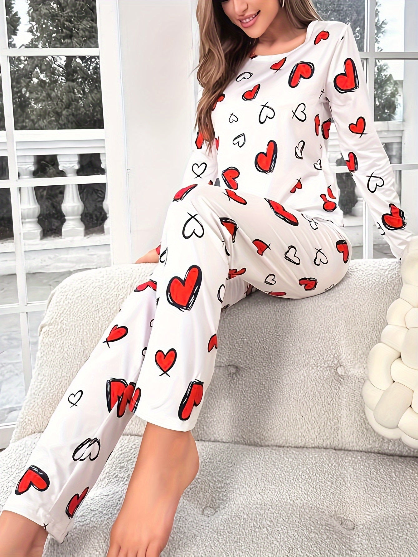 Women's Heart Print Pajama Set, Polyester/Elastane blend, Long Sleeve Crew Neck Pullovers, Comfortable Casual Style, Spring/Fall Sleepwear.