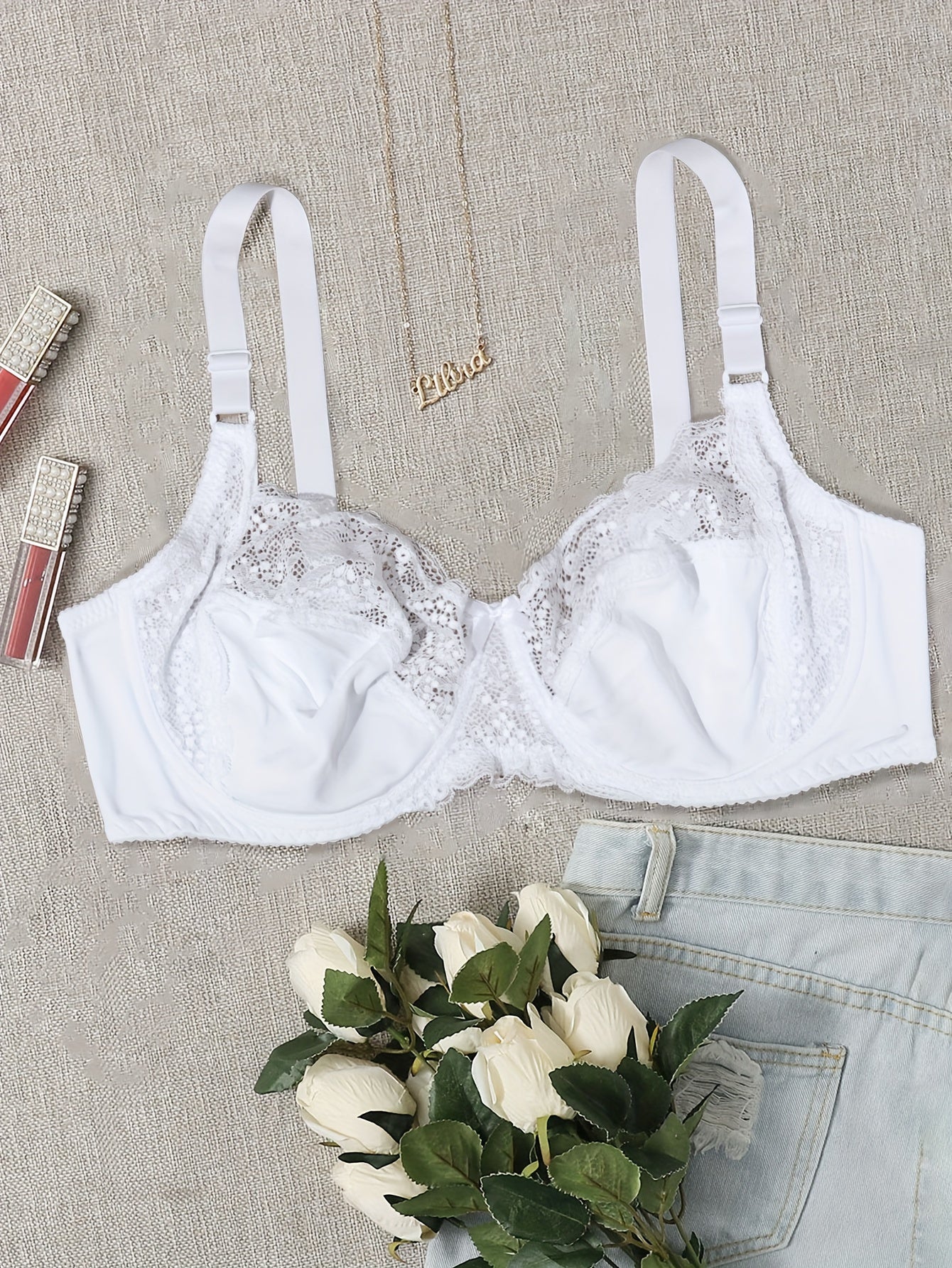 One-piece plus size lace bra with floral print and wire-free lift support. Made of comfortable ultra-thin nylon knit fabric with elastic weave. No padding, 170g/m² weight.