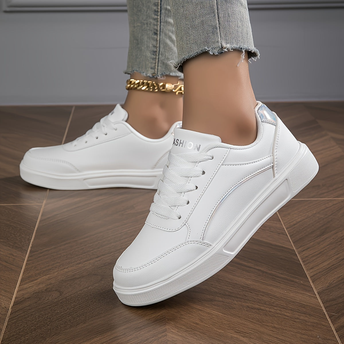 Simple flat casual fashion sports shoes for women