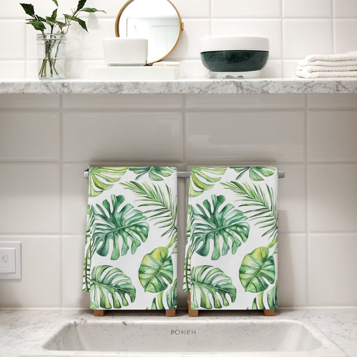 Set of 2 Cleaning Cloths and Dish Towels with Tropical Plant, Palm Leaf, and Monstera Patterns - Perfect for Kitchen Decor, Holiday Decorations, Table Settings, Kitchen Supplies, Home Decor, and Gifting for New Homes or Bathrooms